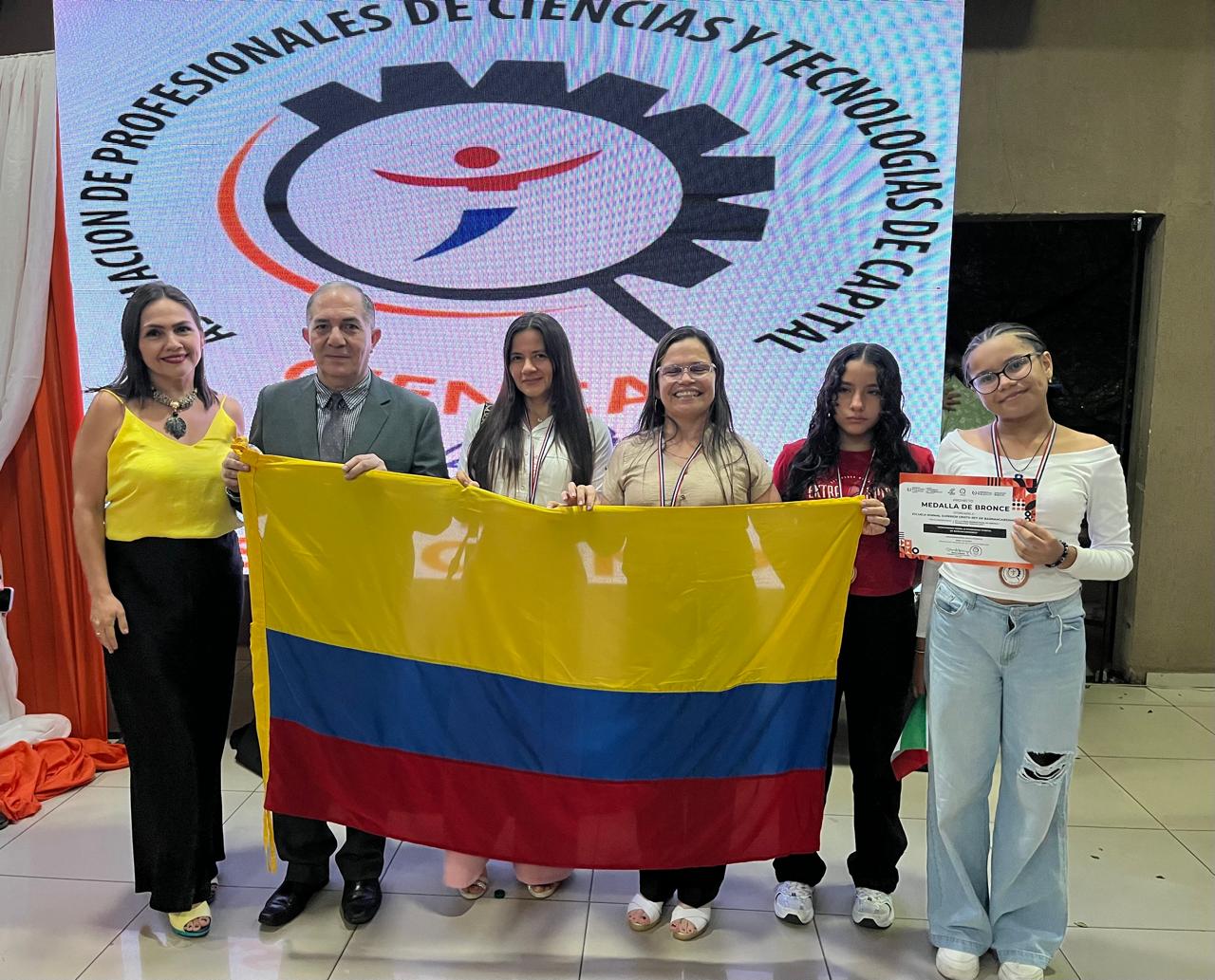 Semillero Exploradores Normalistas en CIENCAP Paraguay